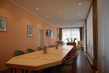 Arkaden Hotel Kelkheim Bagian luar foto