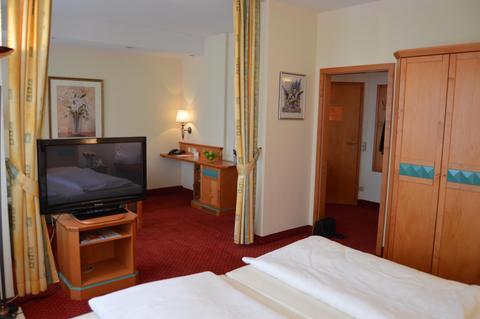 Arkaden Hotel Kelkheim Bagian luar foto